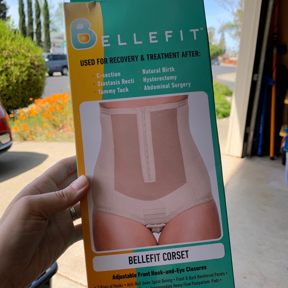 NWT - Bellefit corset XS